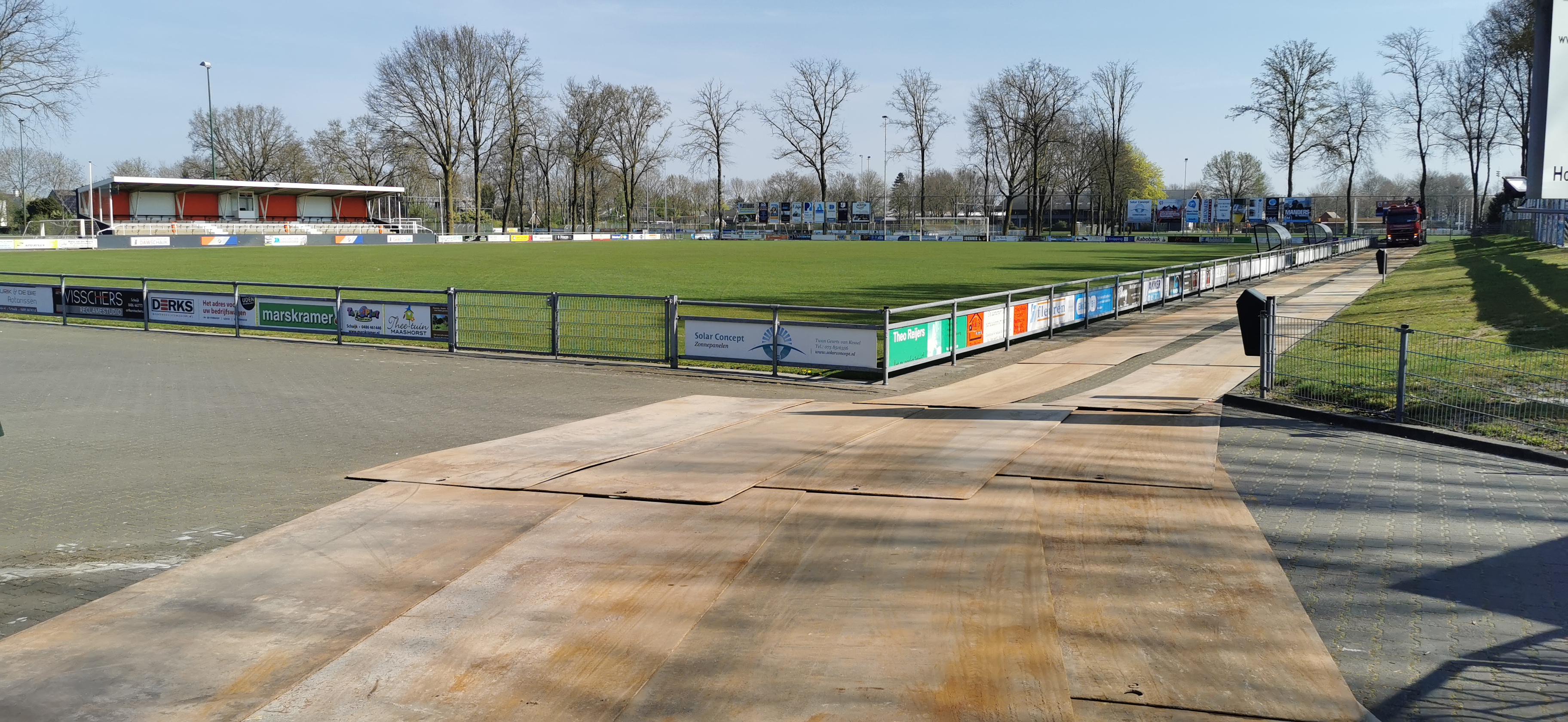 Tijdelijke grondbescherming rijplaten